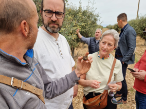 Lee más sobre el artículo Aragón Exterior e ICEX firman un convenio para traer cinco misiones de compradores agroalimentarios internacionales a Aragón