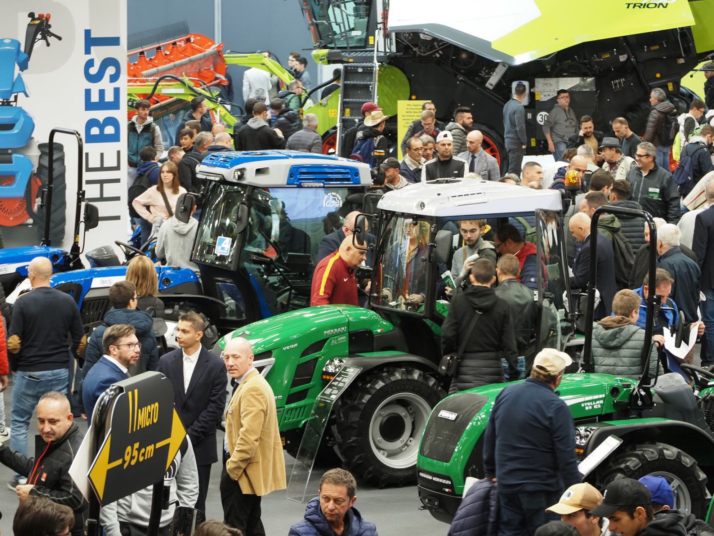 En este momento estás viendo Aragón, presente en la feria EIMA de Bolonia, uno de los certámenes más importantes a nivel mundial del sector de maquinaria agrícola